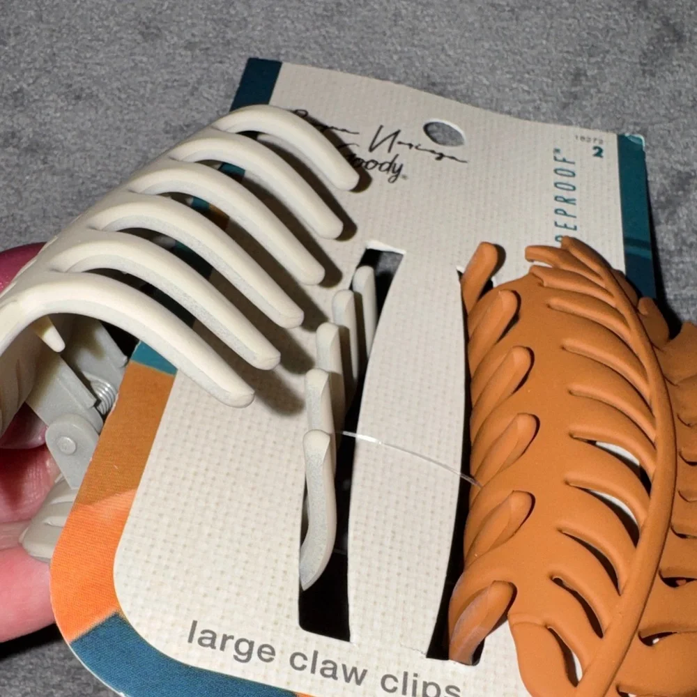 Goody- NWT Feather Claw Hair Clips -Brown and Cream Set - Picture 6 of 7